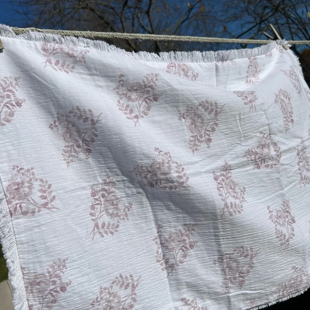 SHABBY CHIC 2 Cotton Floral Pillow Shams Fringe Pink‎ Rose Print Cottagecore